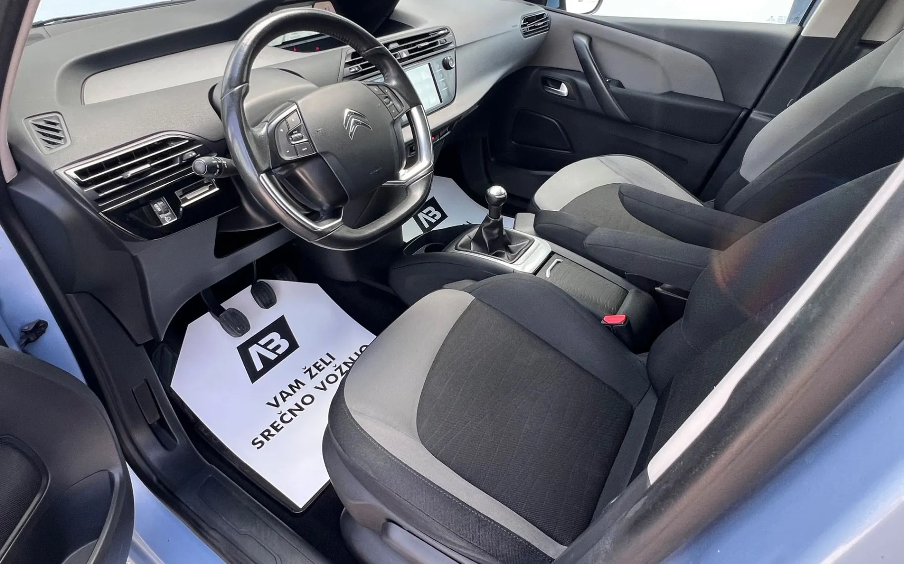 Notranja slika - Citroën C4 Picasso - 1.6 BlueHDi+ALU+LED+TEMP+PDC+SLO - 9