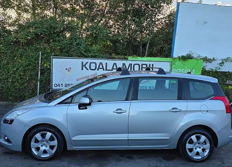 Zunanja slika - Peugeot 5008 - ACCESS 1.6 HDI 115 FAP AVT. NAVI-ALU-PDC - 7