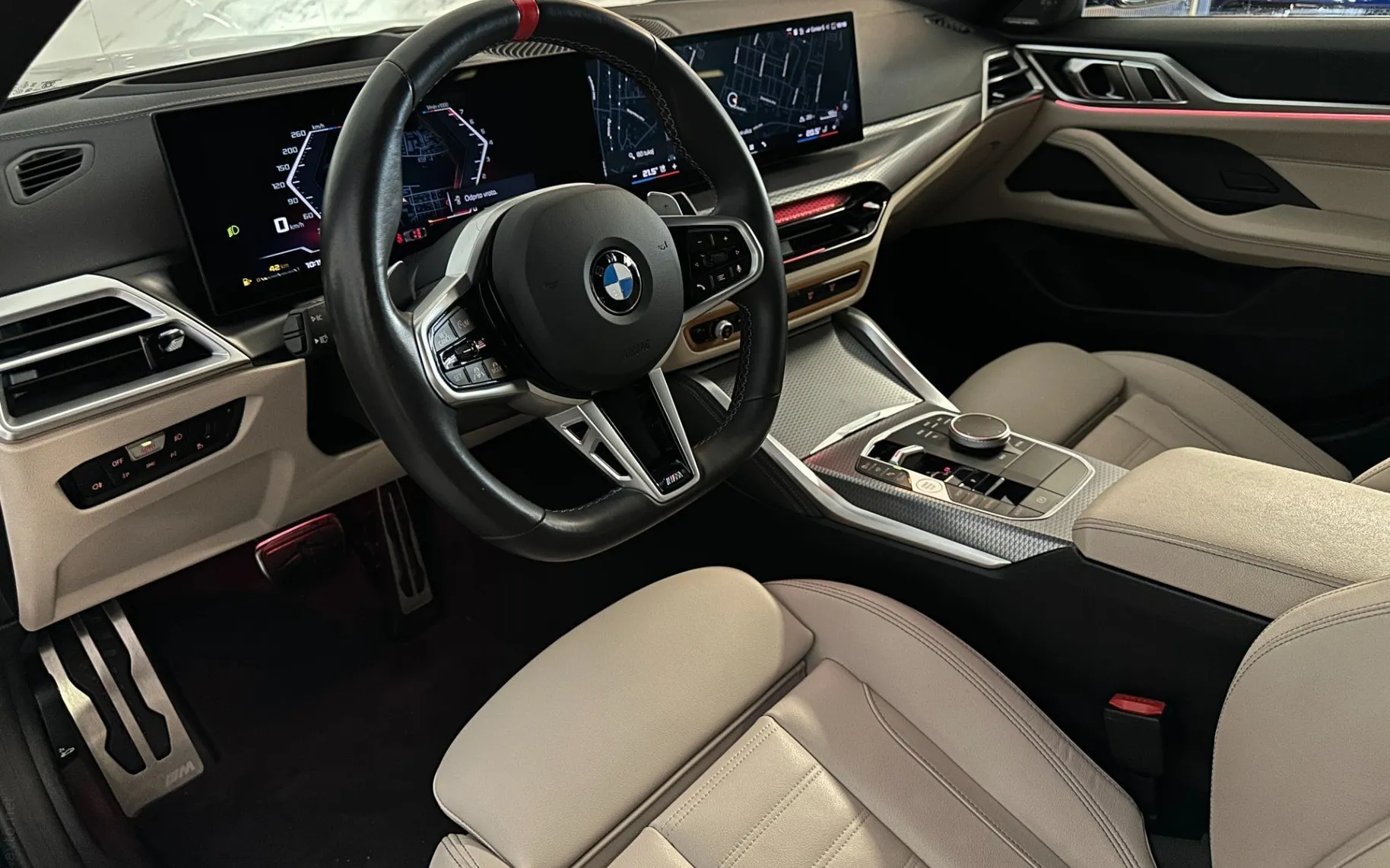 Notranja slika - BMW serija 4 Gran Coupe: - M440i xDrive |ACC|360K|HUD|Memory|HarmanK|R19| - 9