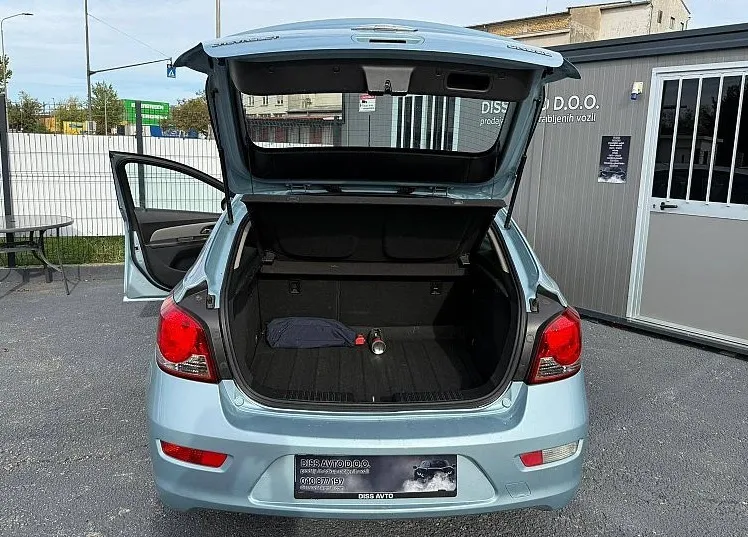 Zunanja slika - Chevrolet Cruze - 1.6 LT PLIN NA KREDIT BREZ POLOGA... - 8