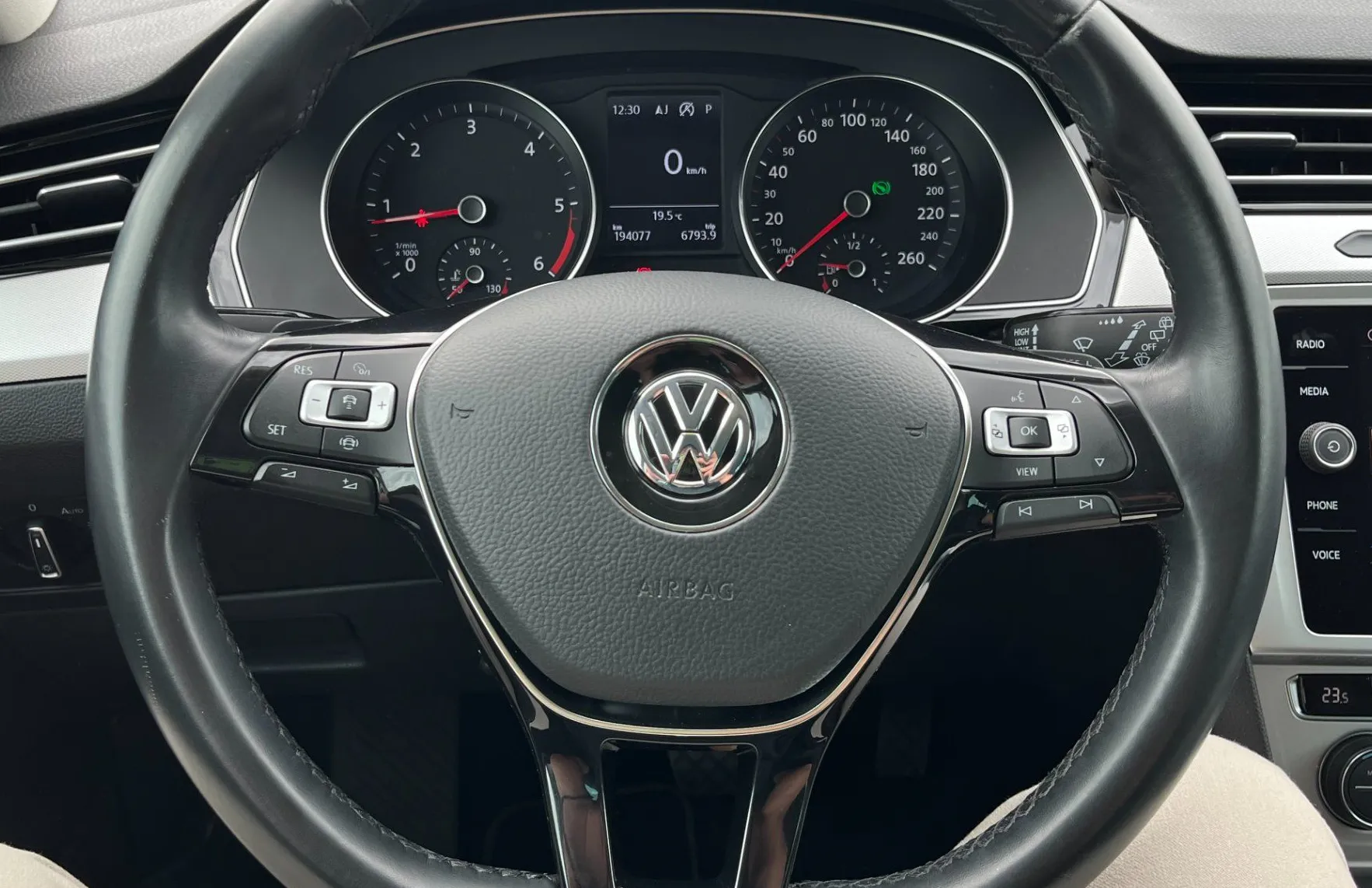 Zunanja slika - VW Passat - Variant 2.0 TDI BMT Comfortline DSG. VZR. KAM.2XPDC. NAVI - 14