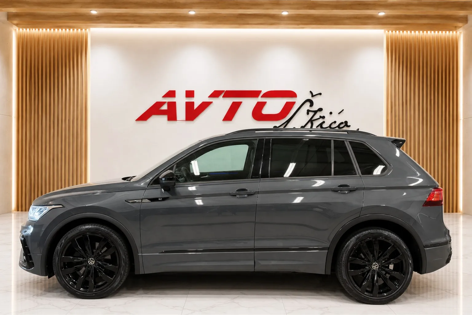 Zunanja slika - VW Tiguan - 2.0 TDI-4X4-R-LINE-ACC-VIRTUAL-IQ-KAMERA-NAVI-F1.. - 5