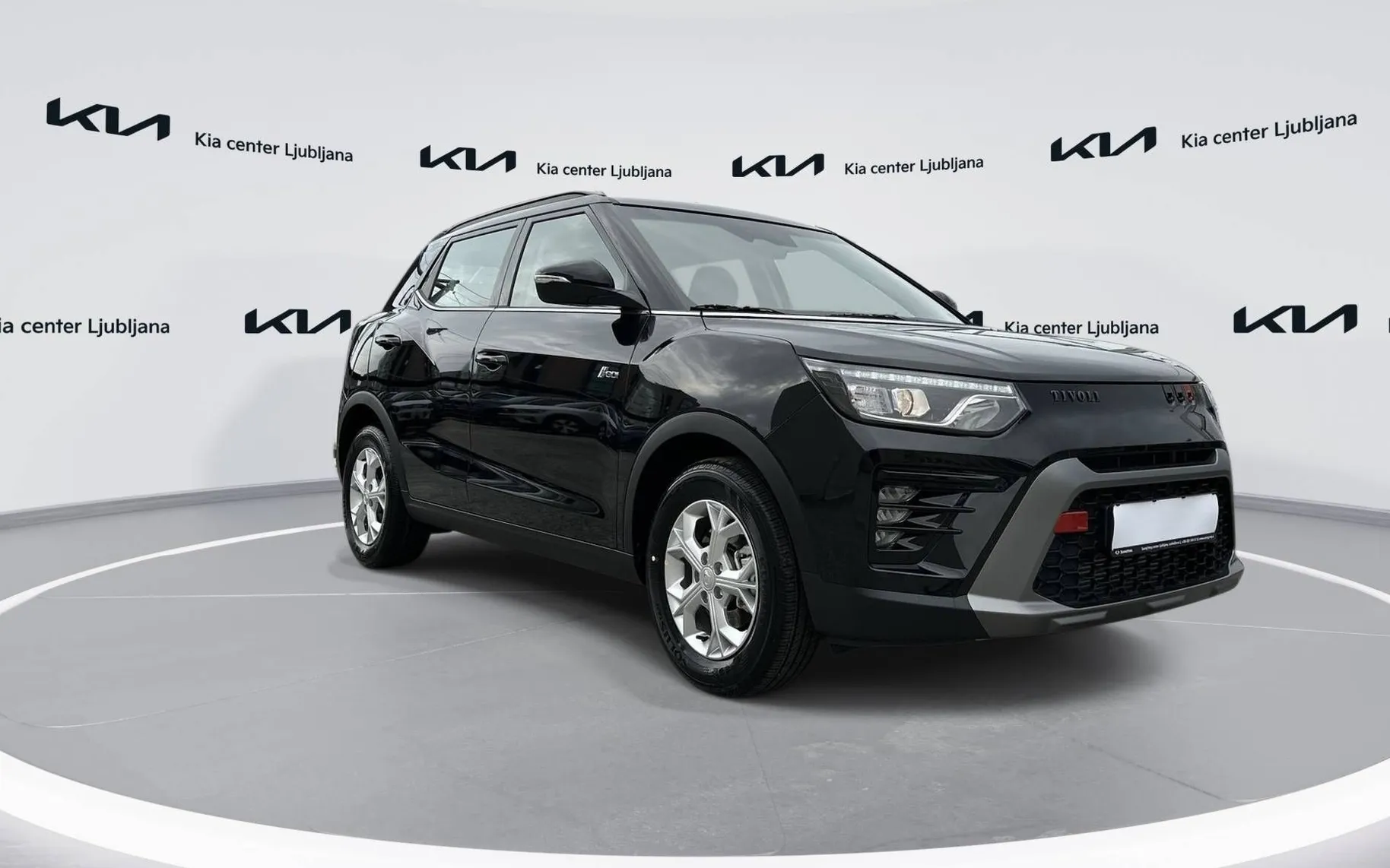 Zunanja slika - SsangYong Tivoli - 1.5 T-GDi Fresh 2WD M T... - 3