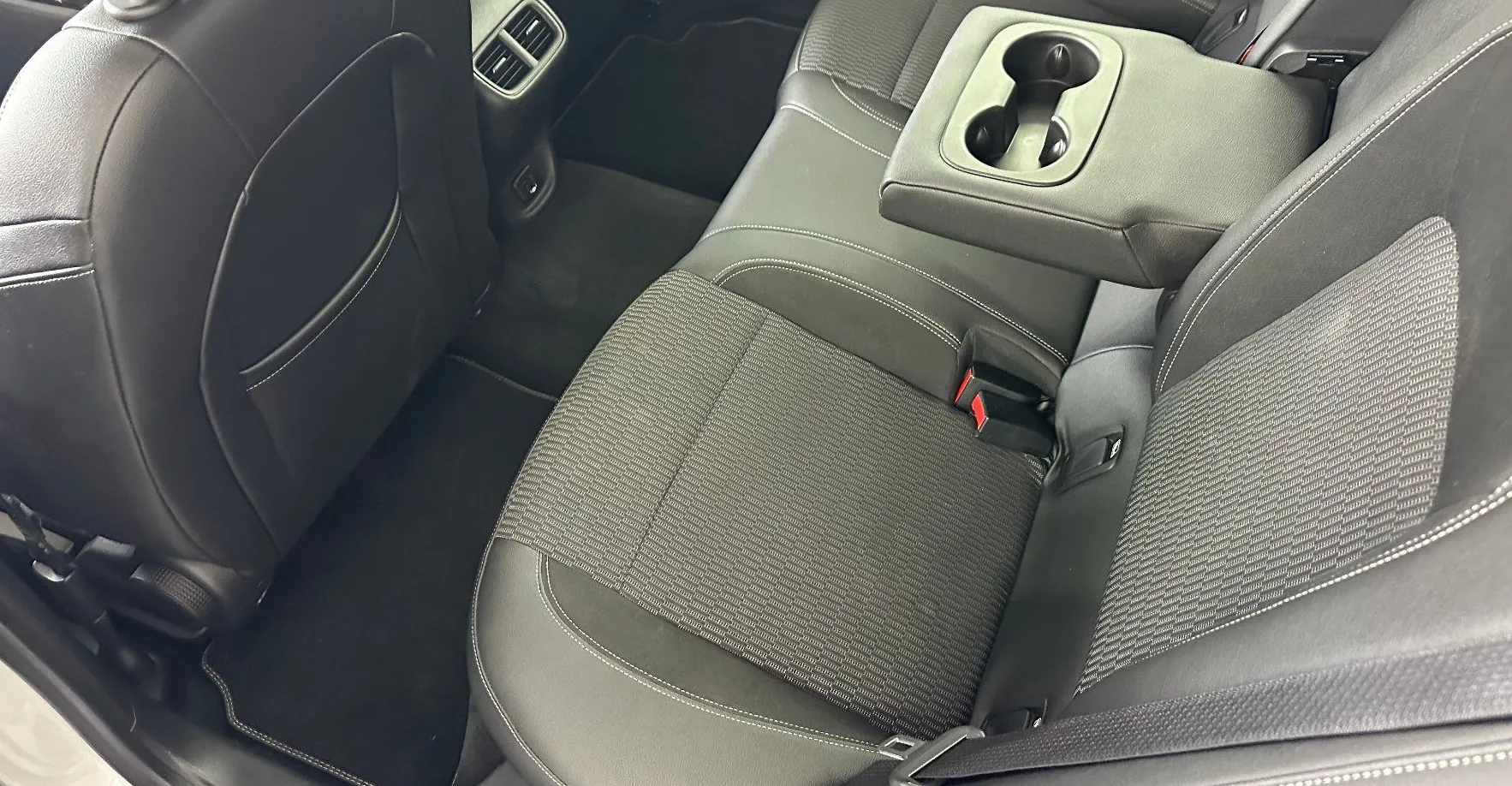 Zunanja slika - Opel Insignia - 1.6 CDTi.USNJE.NAREJEN VEL.SERVIS+MENJALNIKU - 6