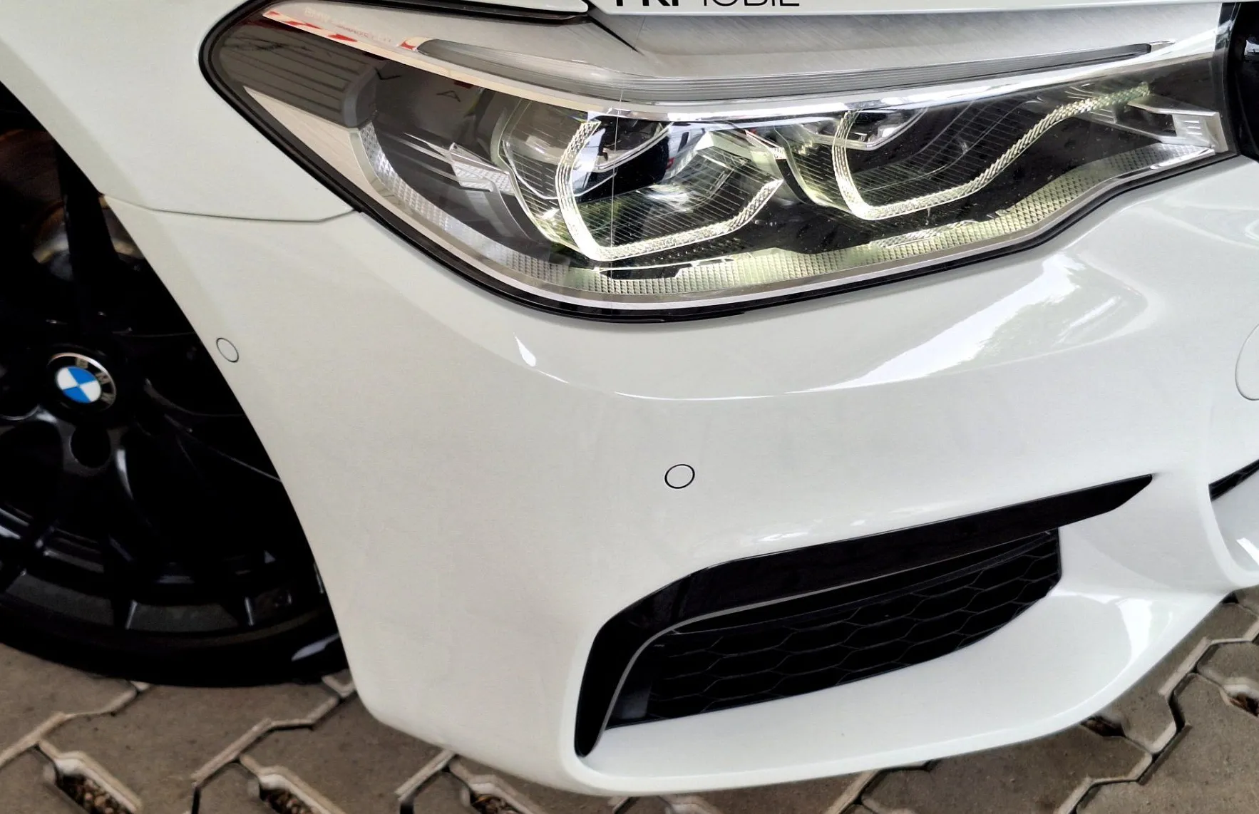Zunanja slika - BMW Serija 5 - : 520d M-Performance•PANO•AMBIENT•ADAPTIVE LED• - 8