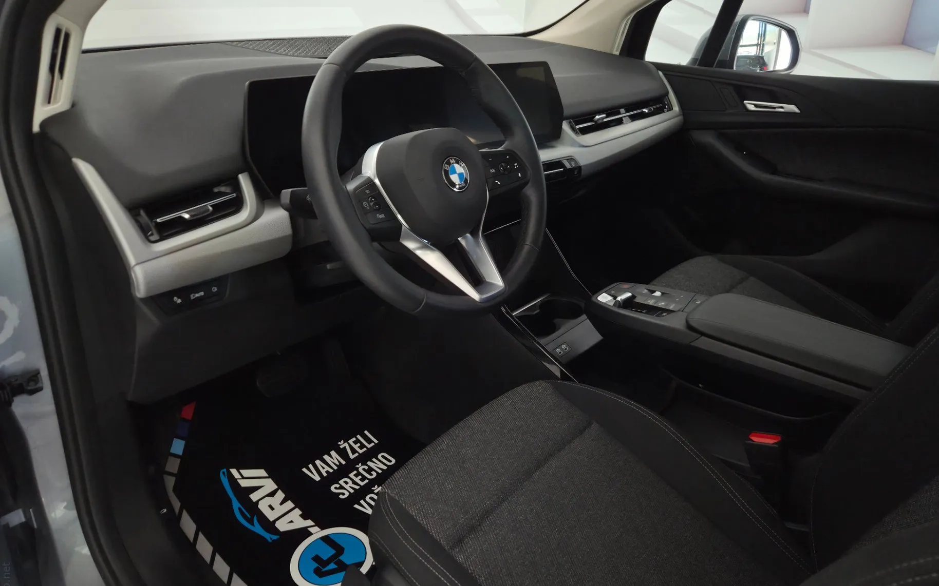 Notranja slika - BMW Serija 2 - 218i Active Tourer Avt. - 10