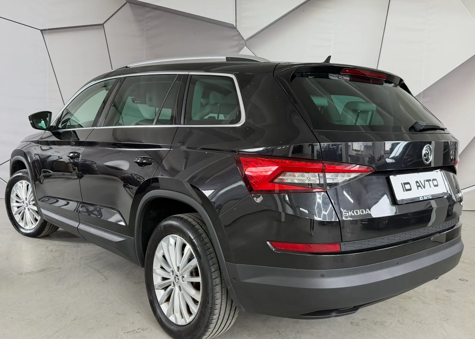 Zunanja slika - Škoda Kodiaq - 4x4 2,0 TDI Scout DSG - 3