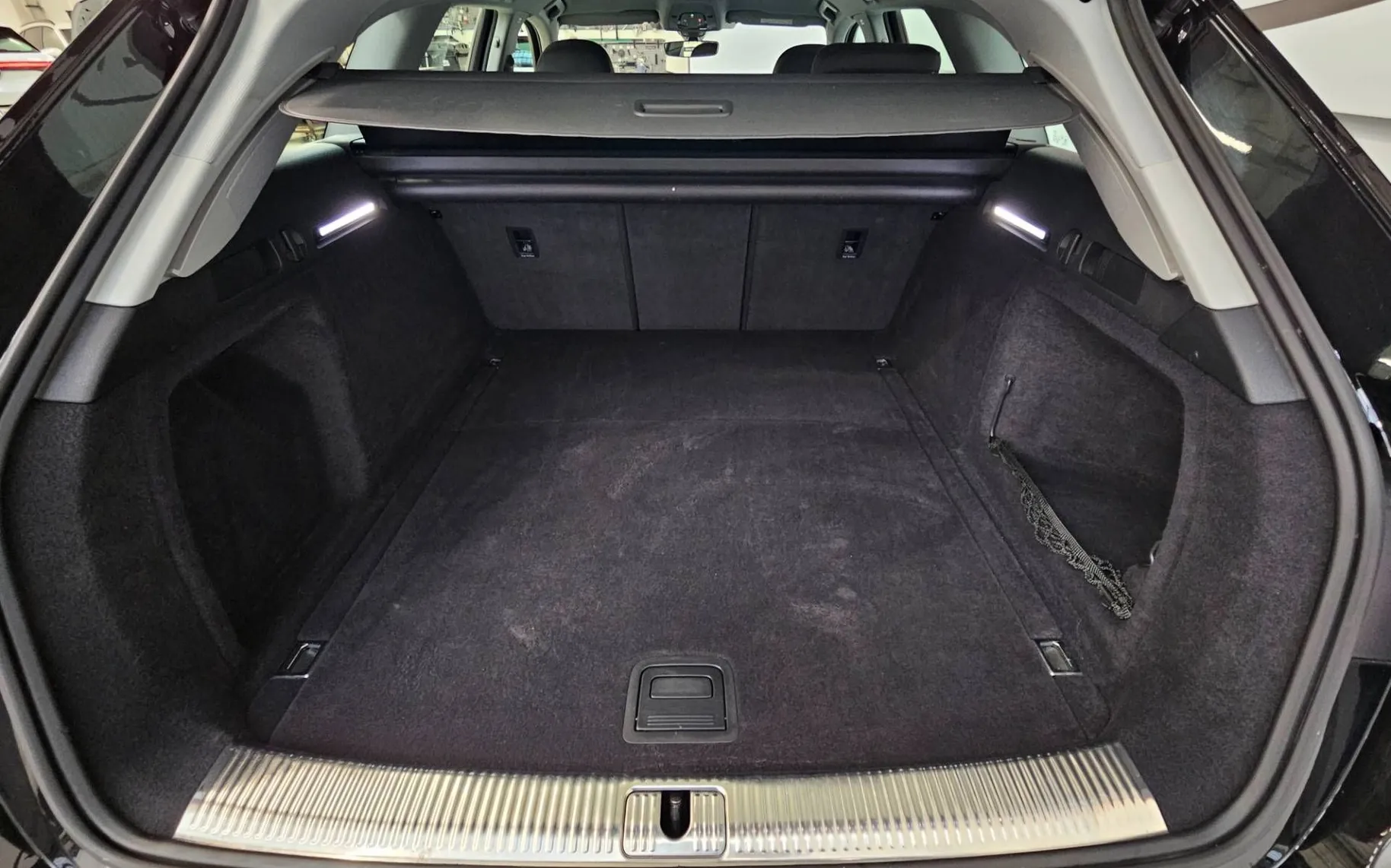 Notranja slika - Audi A4 Avant - 30 TDI S tronic - 10