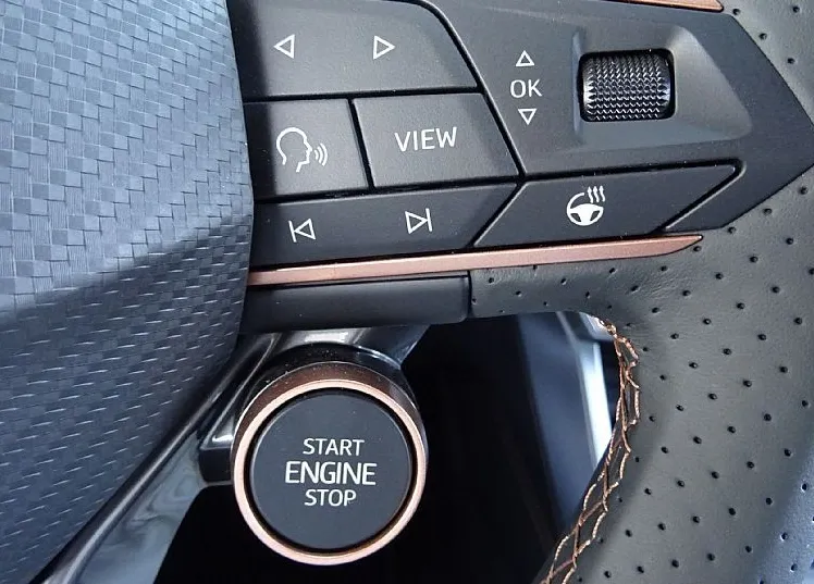 Zunanja slika - Cupra Leon - 1.5 eTSI 150KM DSG-Aktivno vzmetenje DCC-ALU 19 - 17