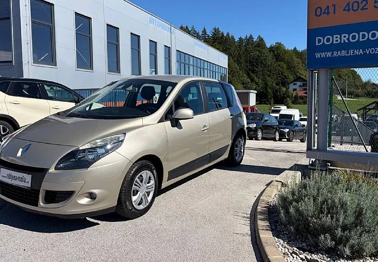 Zunanja slika - Renault Scénic - Scenic 1.5 dCi Dynamique ZELO LEPO OHRANJEN - 3