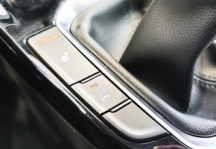Zunanja slika - Hyundai i30 Wagon - 1.5 MPI STYLE-KAMERA-WINTER-REZ.KOLO-ALU-LED-VIDEO - 12