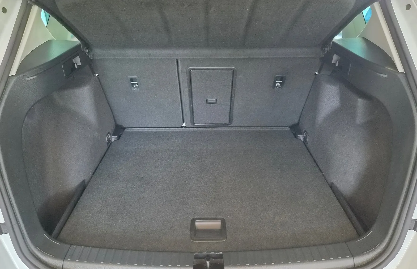 Zunanja slika - Seat Ateca - 2.0 TDI FR|PANO|VIRTUAL|AMBIENT|FULL LED|KEYLESS - 7