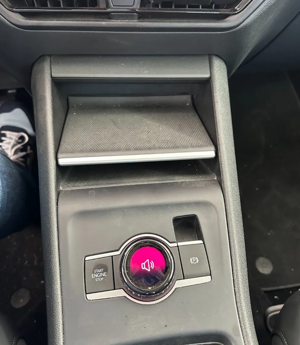 Zunanja slika - Volkswagen Tiguan - 2.0 TDI DSG Life 110kW.KAMERA.LED.ACC.2025.TOP - 17