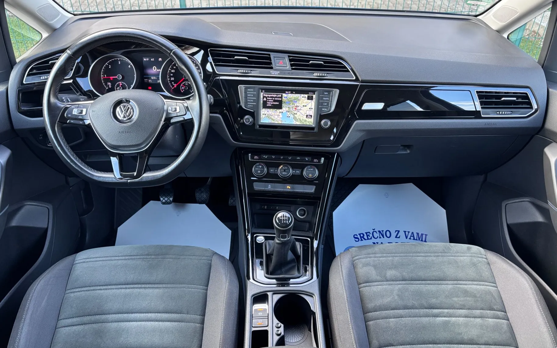 Zunanja slika - Volkswagen Touran - 2.0 TDI HIGHLINE - 9