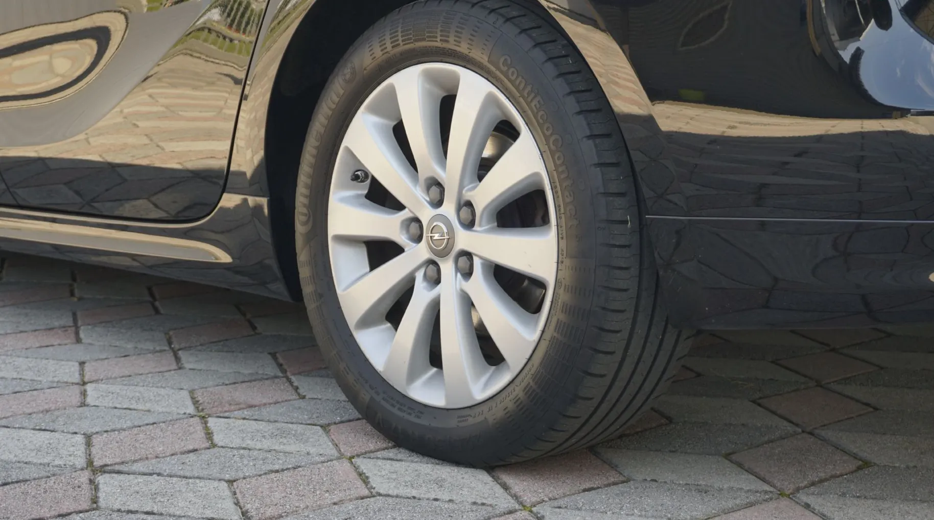 Zunanja slika - Opel Zafira - 1.6 CDTI 99KW  OPC-LINE +USNJE+LED+NAVI+KAMERA - 16