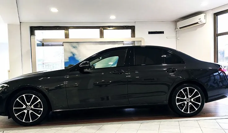 Zunanja slika - Mercedes-Benz E-Razred - 220d MHEV AVT-DAB-APPLE-KAMERA-GRETJE-NAVI-VIDEO - 3