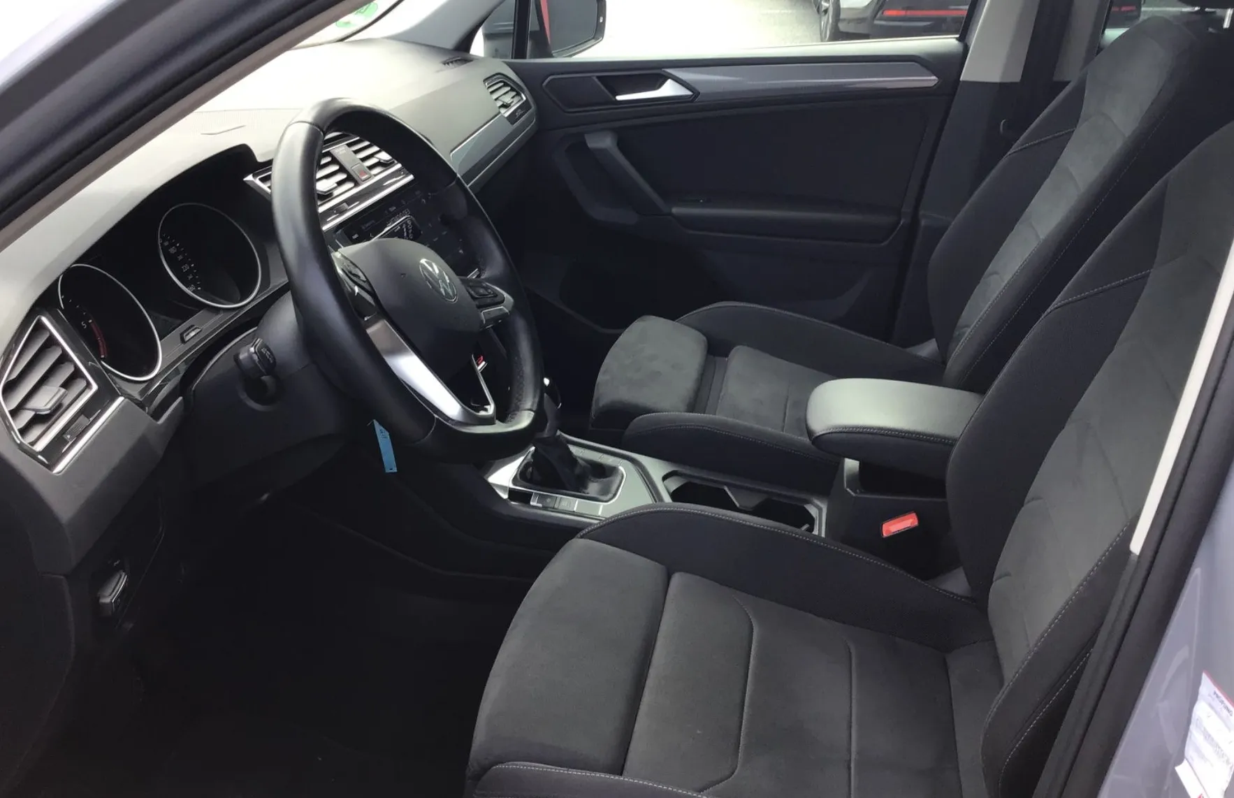 Zunanja slika - Volkswagen Tiguan - 2.0 TDI  DSG - 10