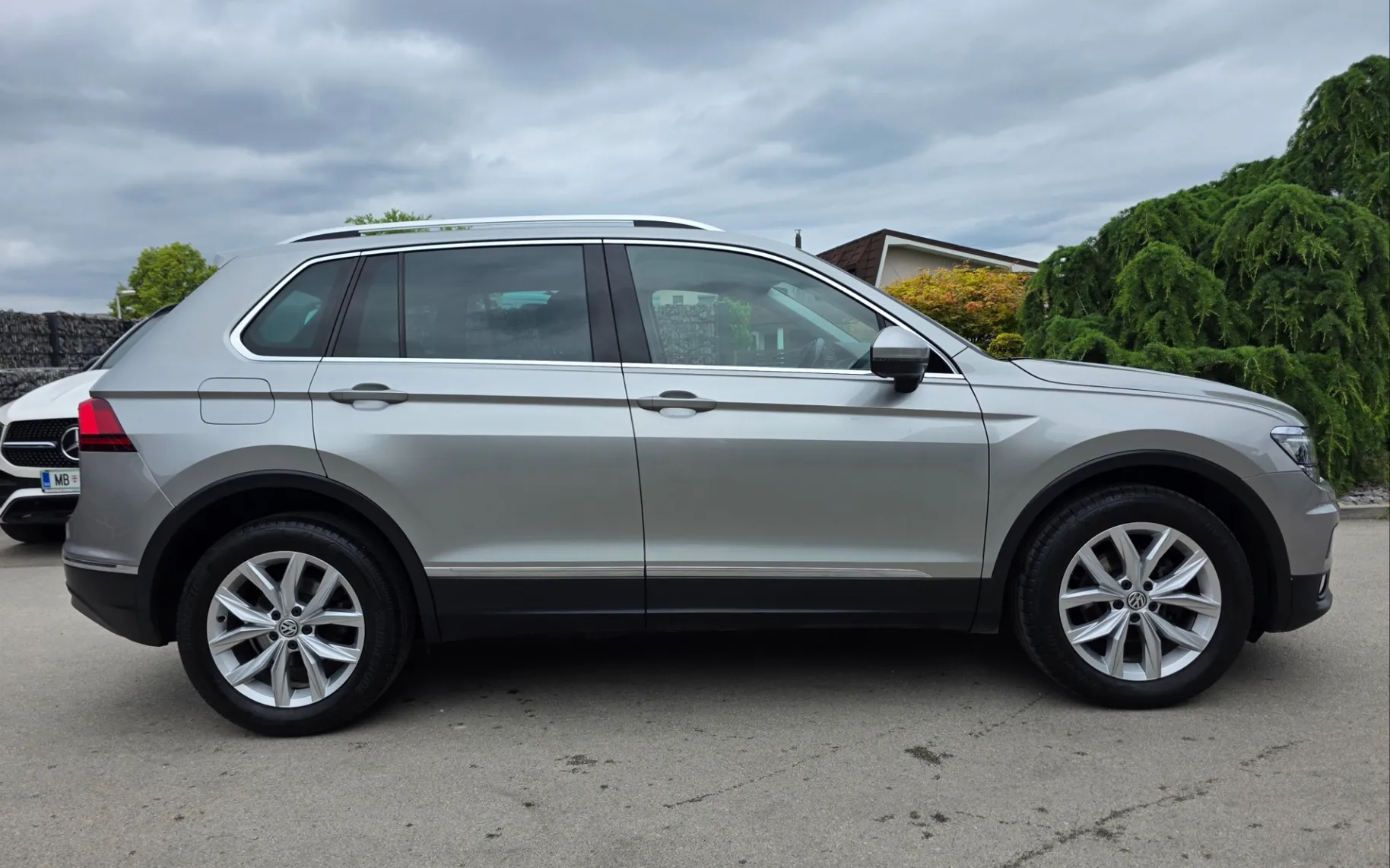 Zunanja slika - Volkswagen Tiguan - 2,0 TDI BMT Highline DSG - 5