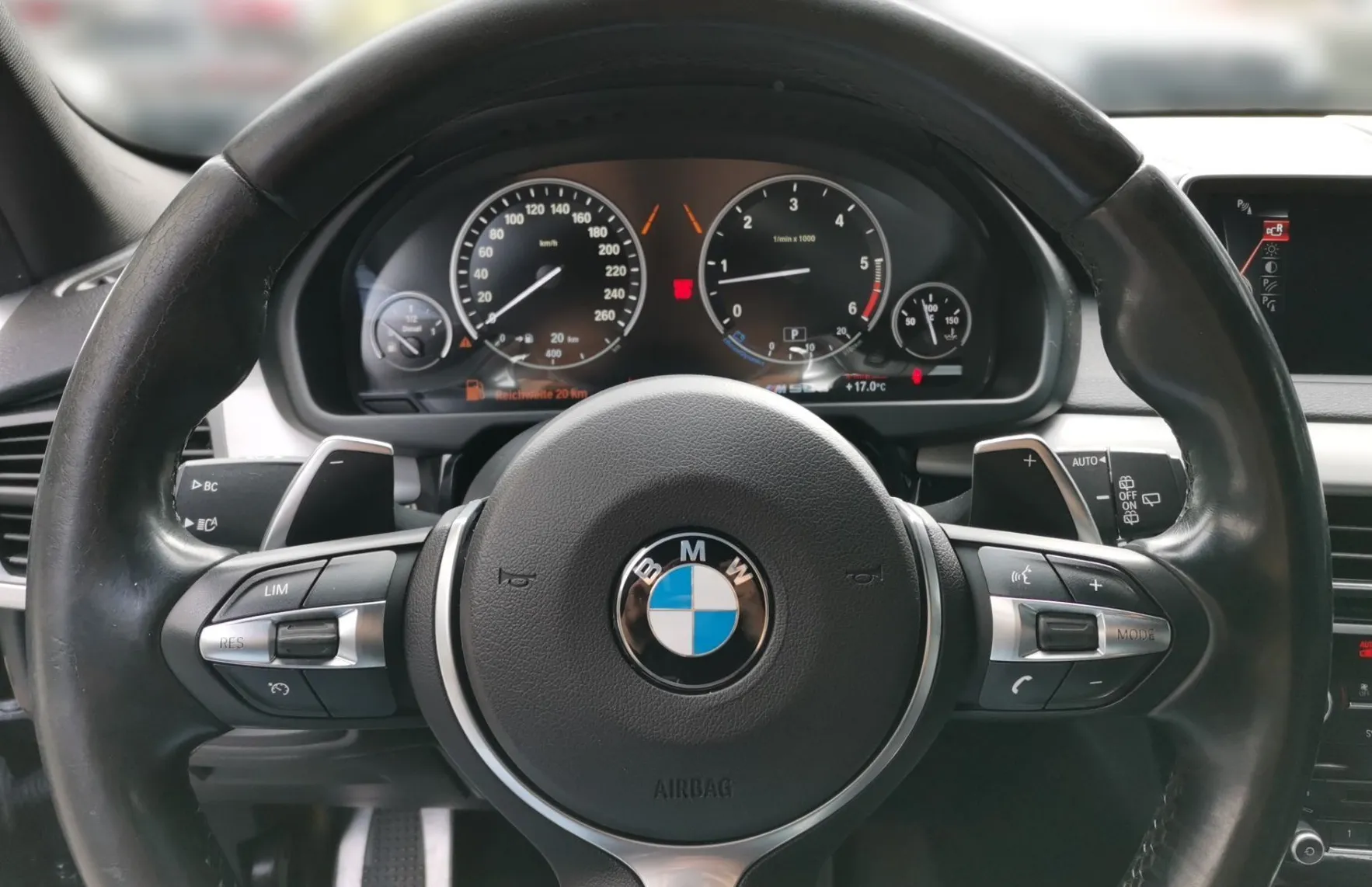 Zunanja slika - BMW X5 - serija : M50d FULL LED SOFT CLOSE HEAD-UP HARMAN KARDON KAM - 12