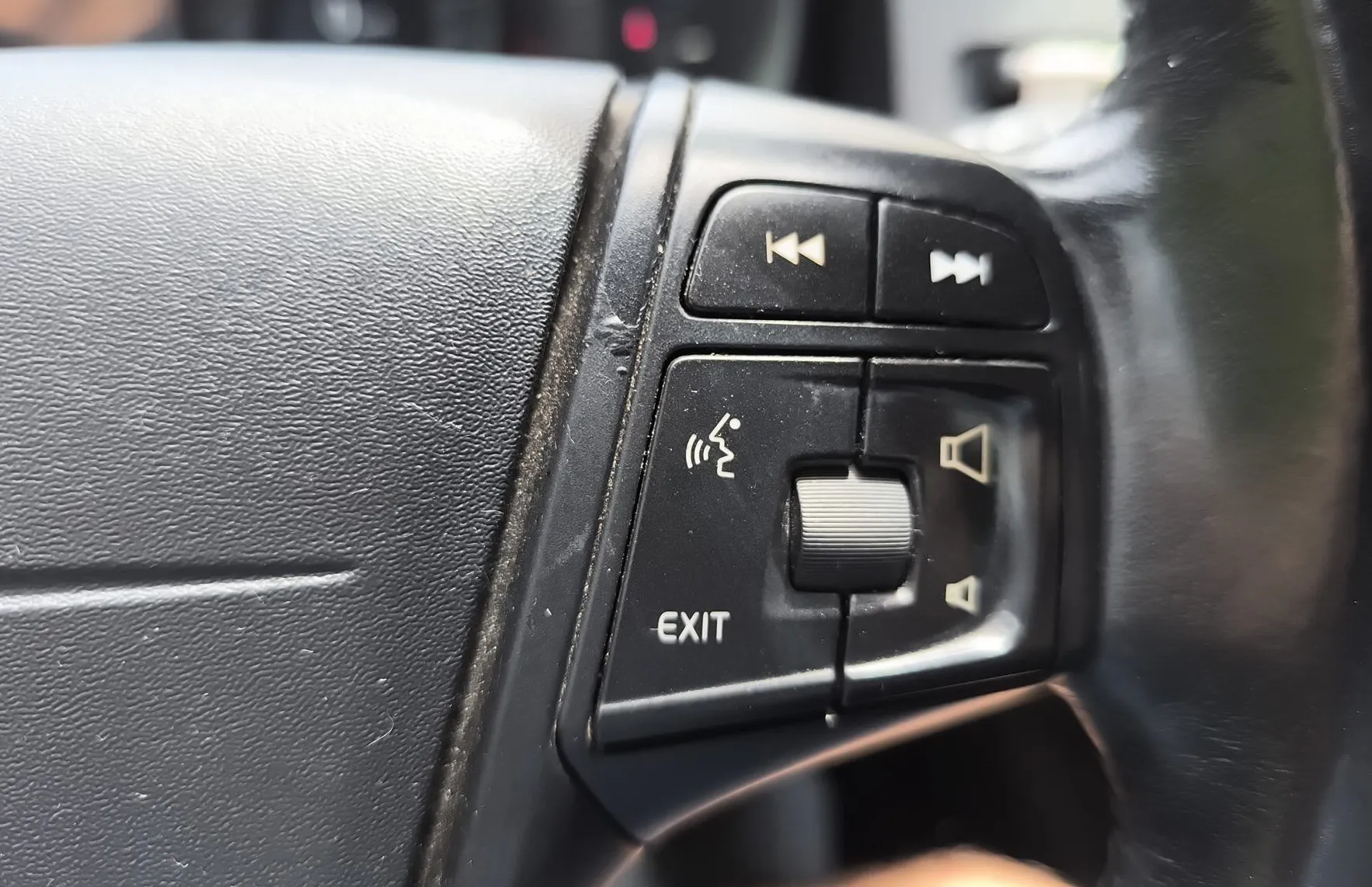 Zunanja slika - Volvo V60 - D2 1.6 TD- NAV- OPRAVLJEN VELIK SERVIS 05 2026 - 19