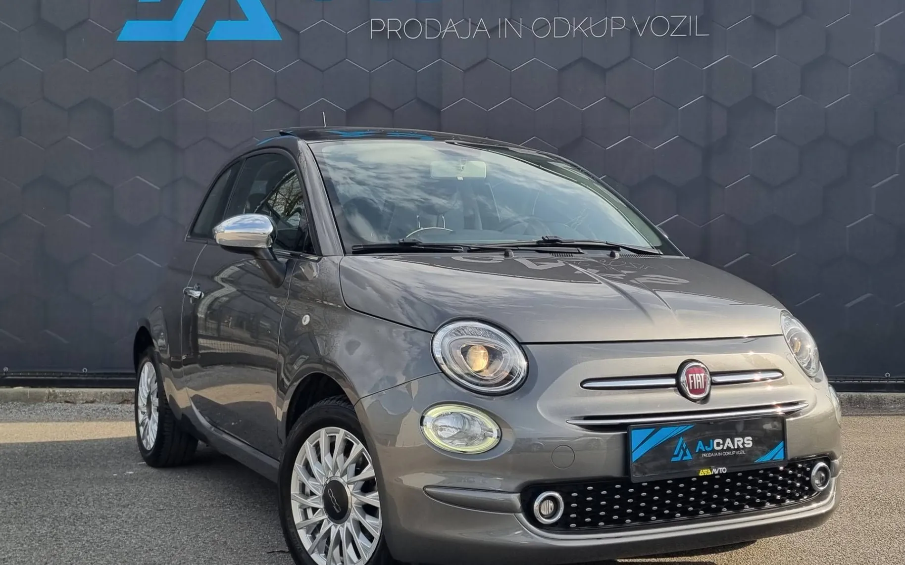 Zunanja slika - Fiat 500 - 1.2 Lounge-Panorama-2xLED-PDC-Tempmat-Touchscreen - 3