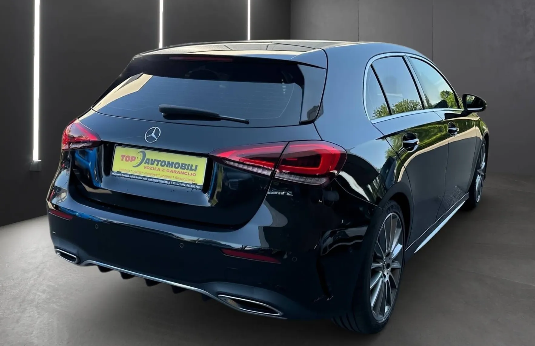 Zunanja slika - Mercedes-Benz A-Razred - A220 4MATIC AMG LINE FUL LED NAVI ACC KAMERA USNJE - 8