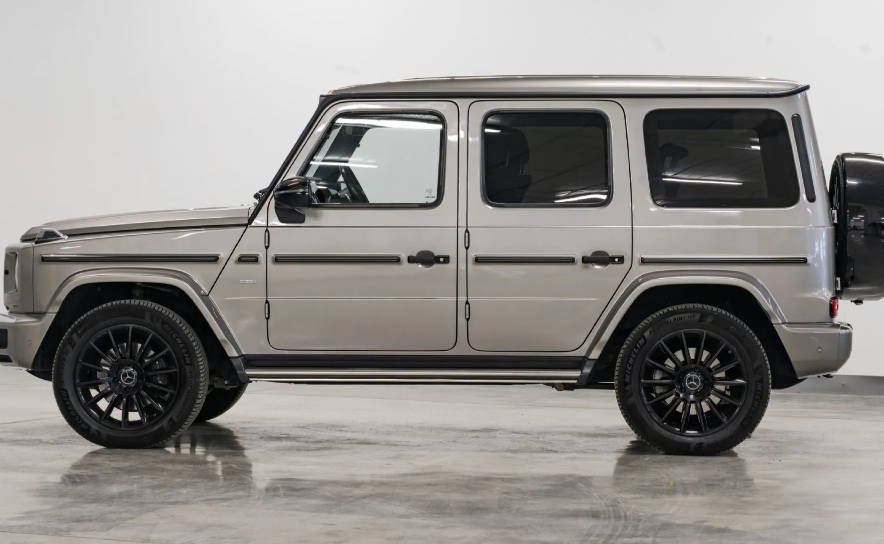Zunanja slika - Mercedes-Benz G-Razred - G 400 d STRONGER THAN TIME HERR HORST - 8