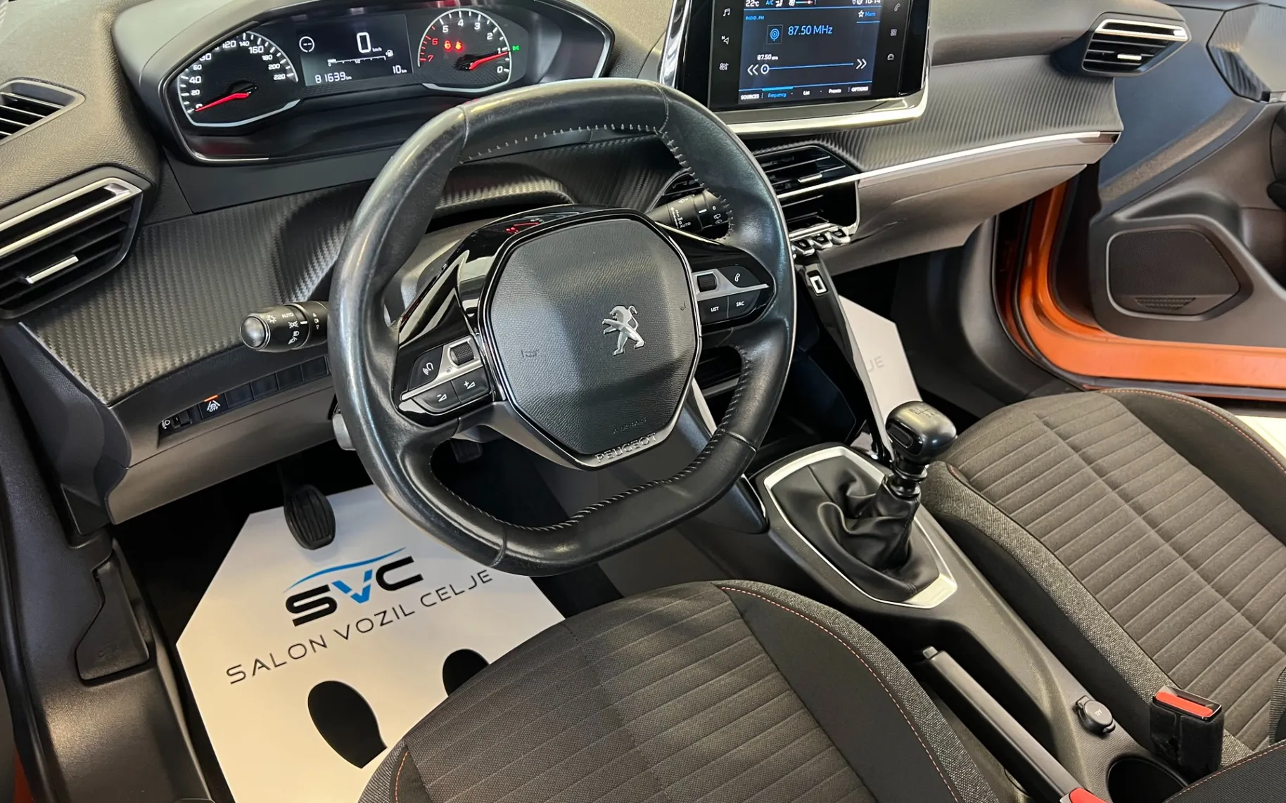Zunanja slika - Peugeot 2008 - 1.2-1.LASTNIK-JAMSTVO-ODLIČEN-OBROK ŽE OD 128€ - 8