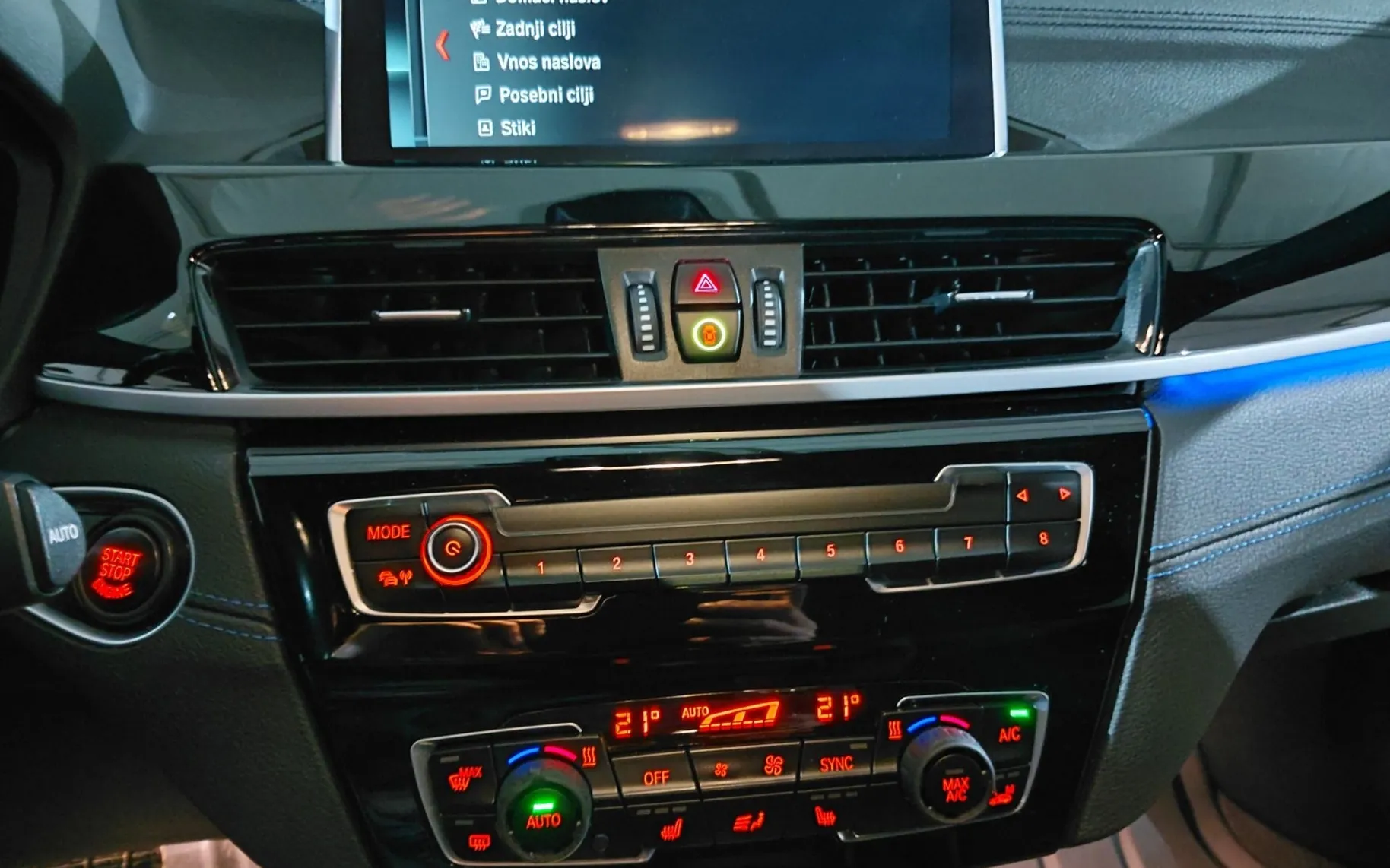 Notranja slika - BMW serija X2: - X2 sDrive20d M Sport X Avt.-ODLIČEN-GARANCIJA - 11
