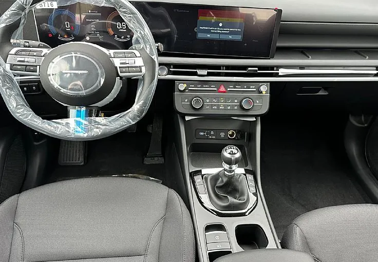 Zunanja slika - Hyundai Tucson - 1.6T T-GDI°°Kamera°°Senzorji°°Navi°°Zimske pnevmat - 7