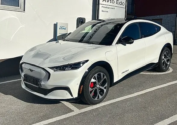 Zunanja slika - Ford Mustang Mach-e - 91kWh 258kW samodejni AWD Premium - AKCIJSKA CENA - 1