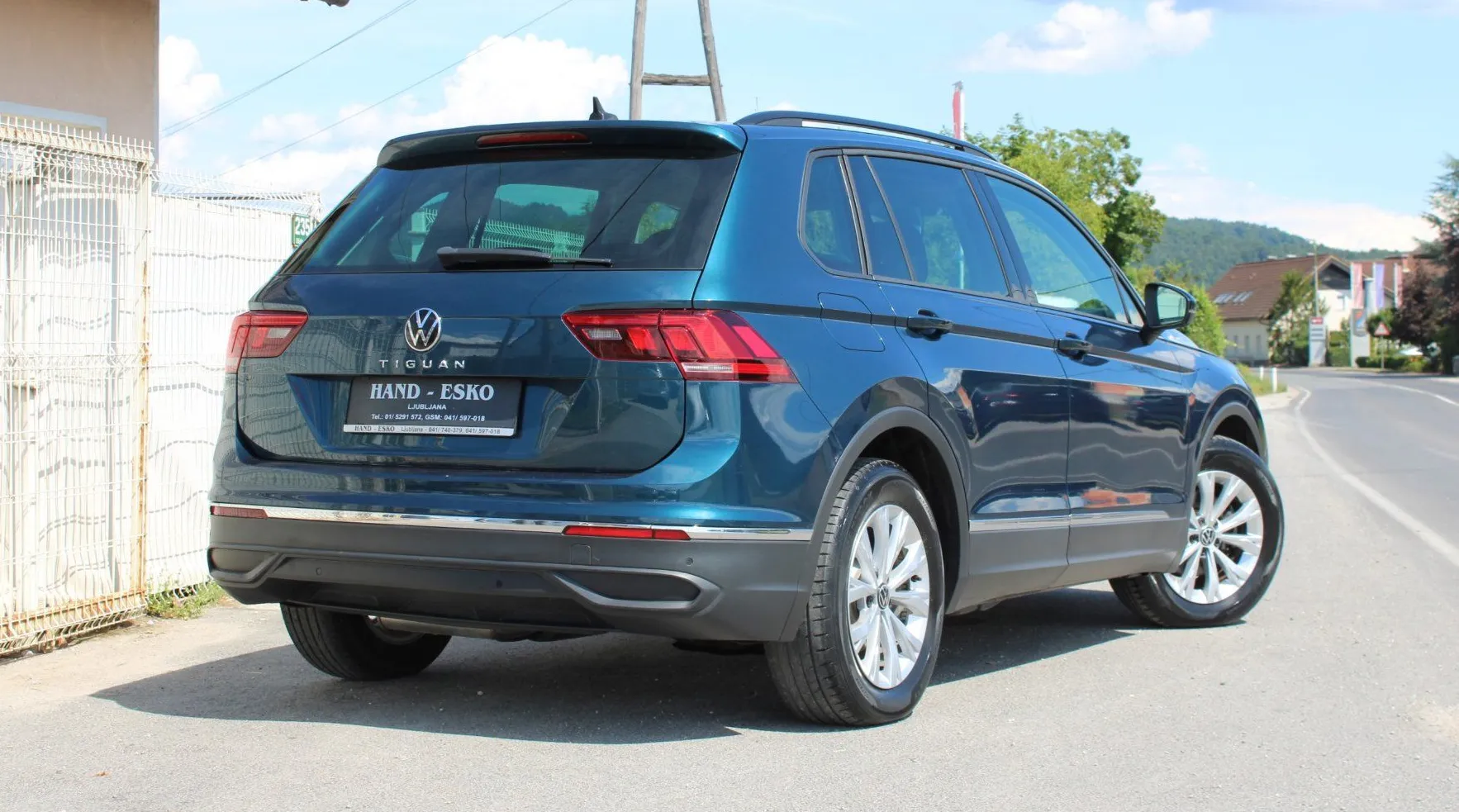 Zunanja slika - VW Tiguan - 2.0 TDI BMT Life DSG ALU LED PDC NOVI MODEL - 5