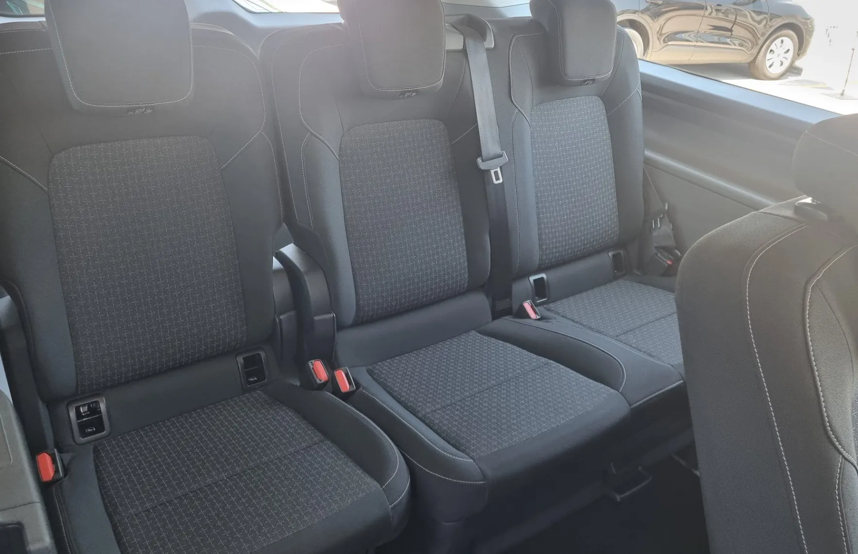 Zunanja slika - Ford Tourneo - Custom 2.0 TDCi TREND L2 - 9 SEDEŽEV - TOP OPREMA - 13