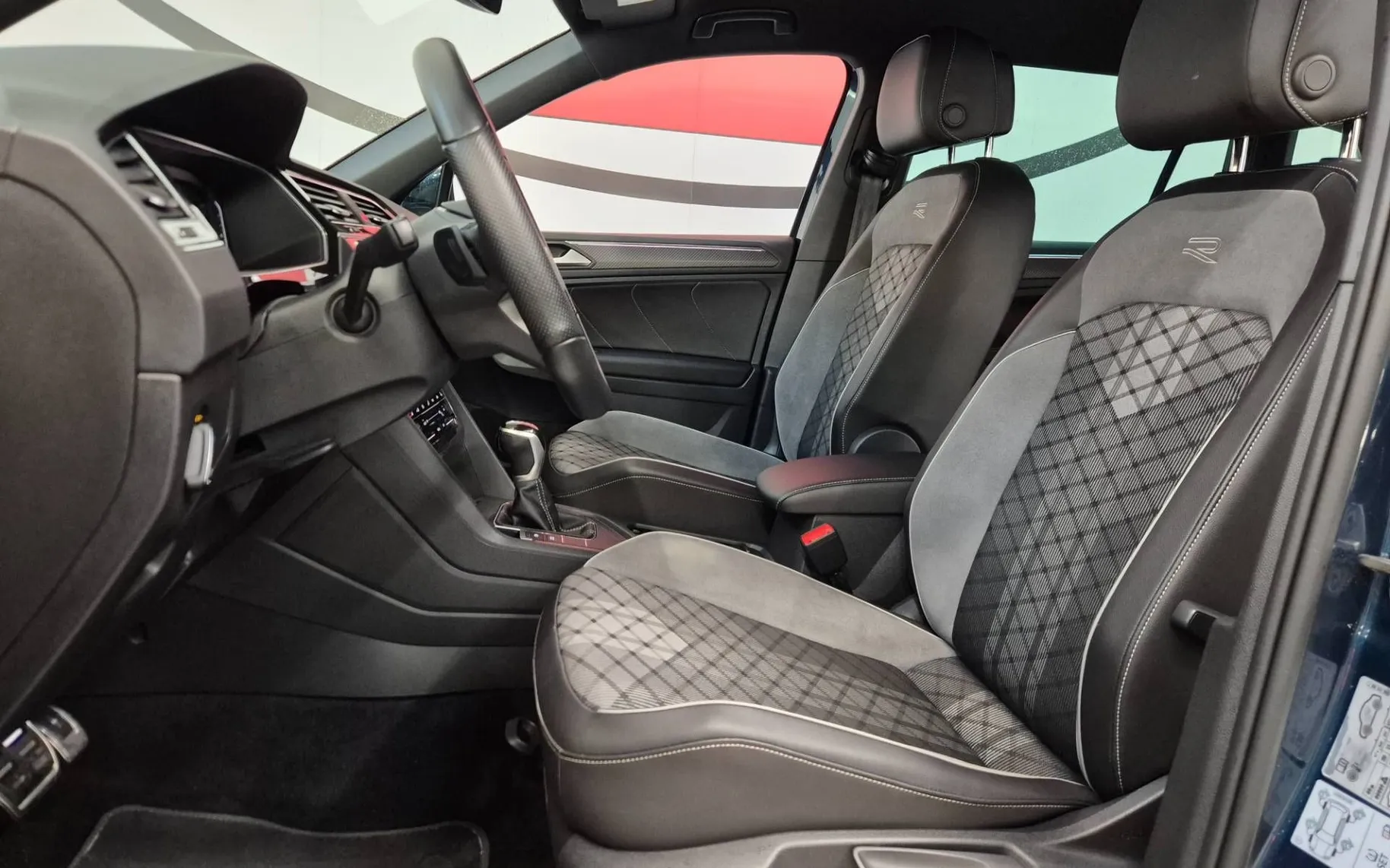 Zunanja slika - Volkswagen Tiguan - 2.0 TDI R line 110kW DSG... - 5