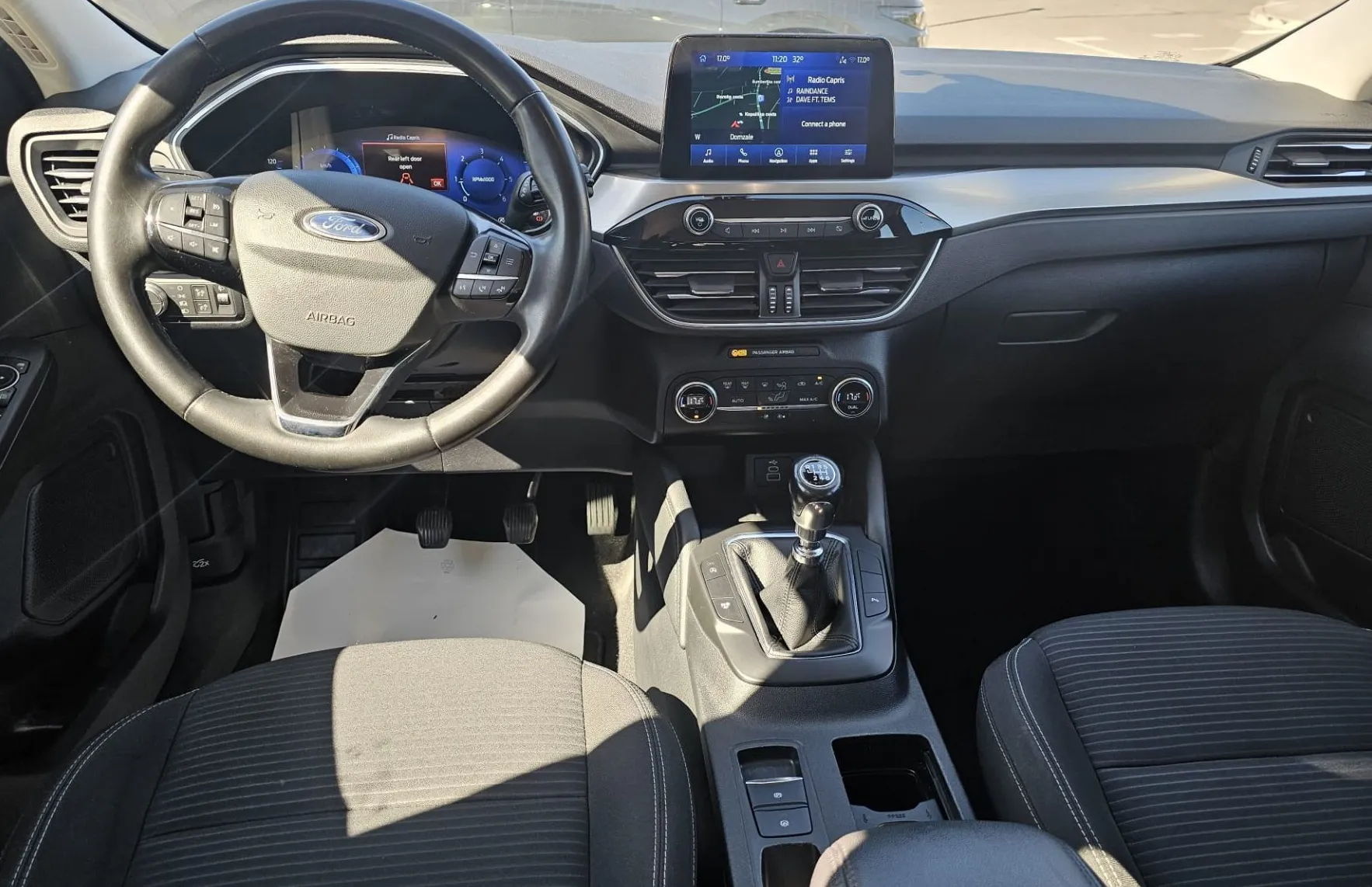Zunanja slika - Ford Kuga - 2.0 TdCi 150 Titanium|FULED|ALU|2xPDC|NAVI|Multifu - 9