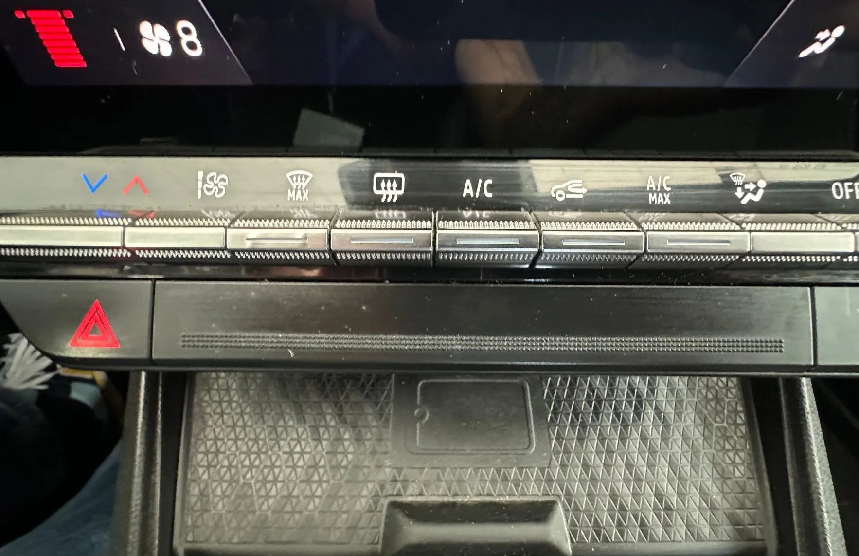 Zunanja slika - Renault Megane E-tech - Berline equilibre EV60 220ch optimum charge.KAMERA - 16