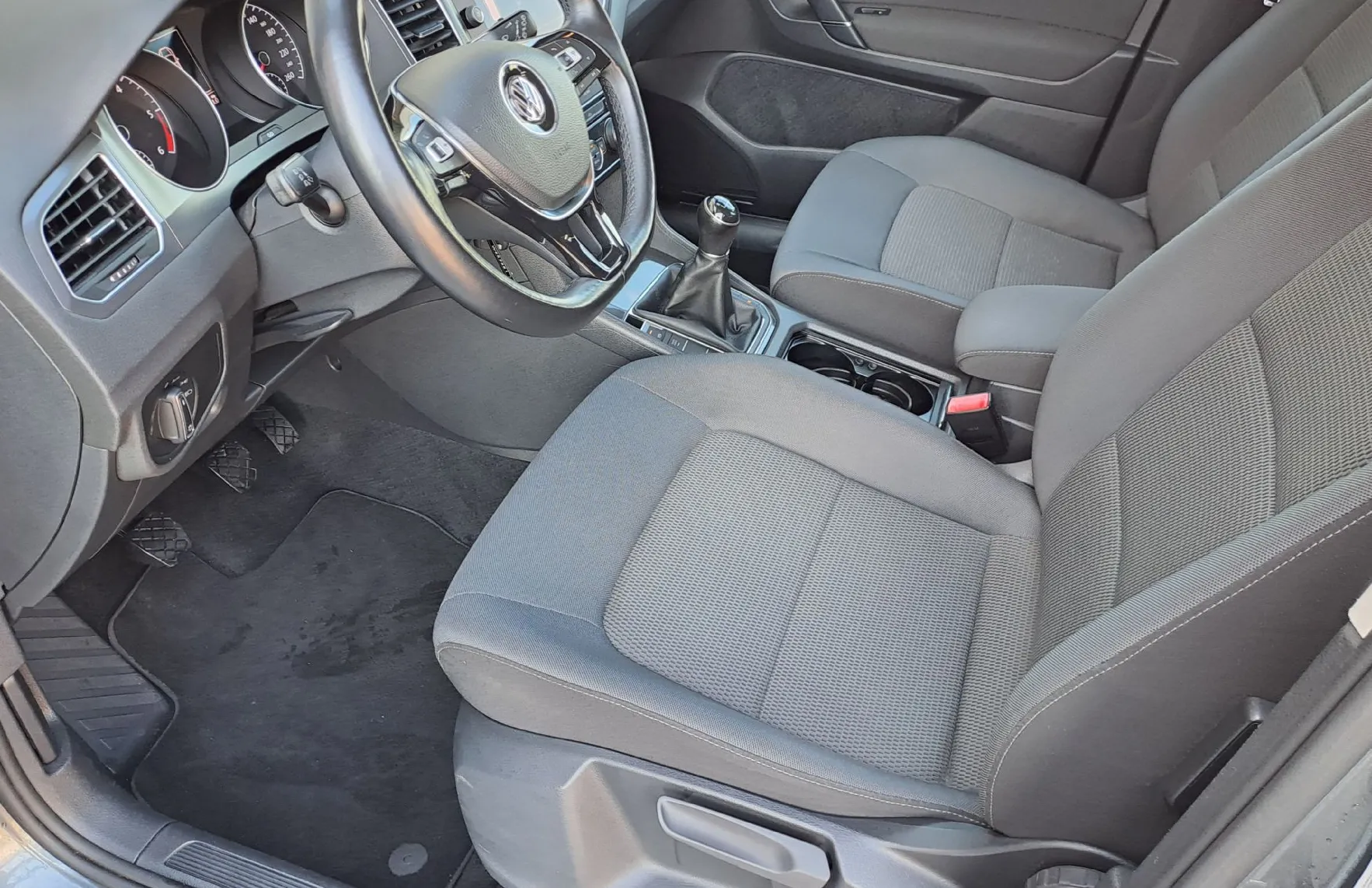 Zunanja slika - Volkswagen Golf - Sportsvan 1.6 TDI Comfortline - 5