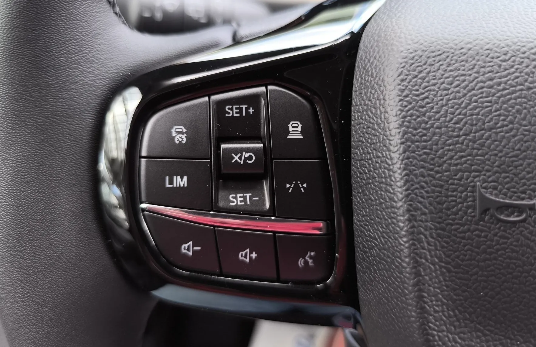 Zunanja slika - Ford Tourneo - Custom 4x4  2.0 TDCi L2Titanium X A8-VK-AKCIJA - ZALOGA - 19