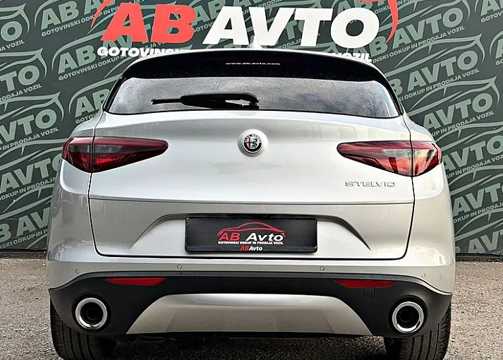 Zunanja slika - Alfa Romeo Stelvio - 2.2 Diesel 190 Super Avt. XENON+NAVI+KAMERA360+SLO - 6