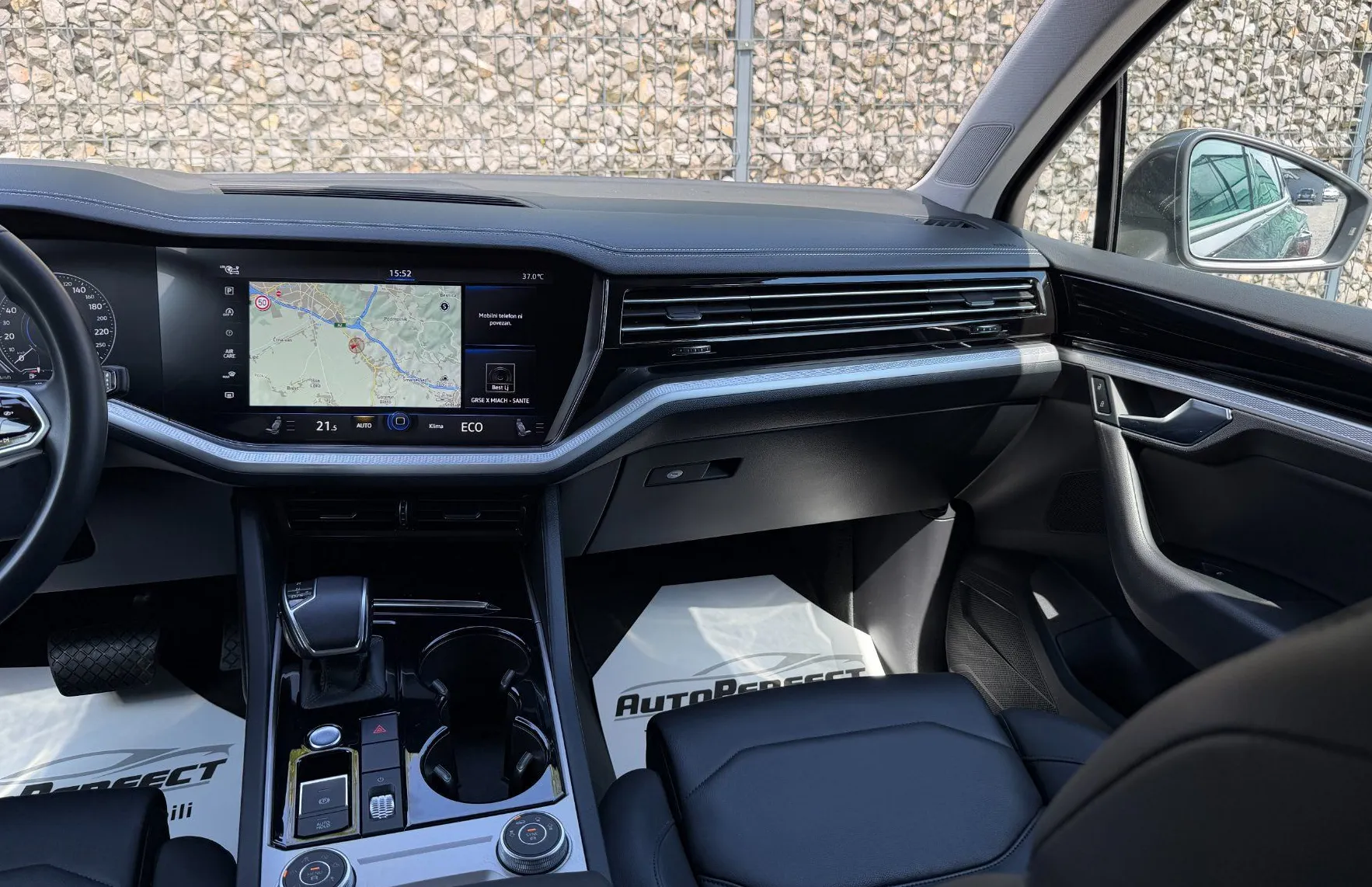 Zunanja slika - Volkswagen Touareg - 4MOTION|KLJUKA|ZRAČNO|VIRTUAL|4CON|KAM|GR.SED - 11