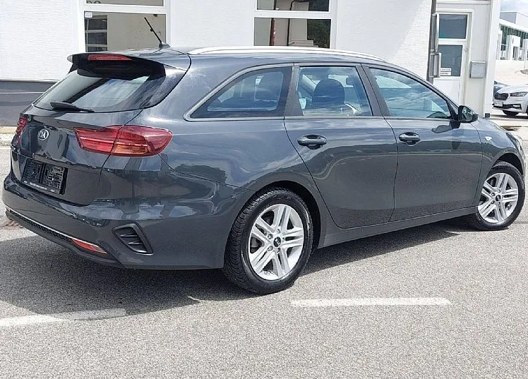 Zunanja slika - KIA Ceed - SW 1.6 CRDi 85kW M T ISG LX Edition - 2
