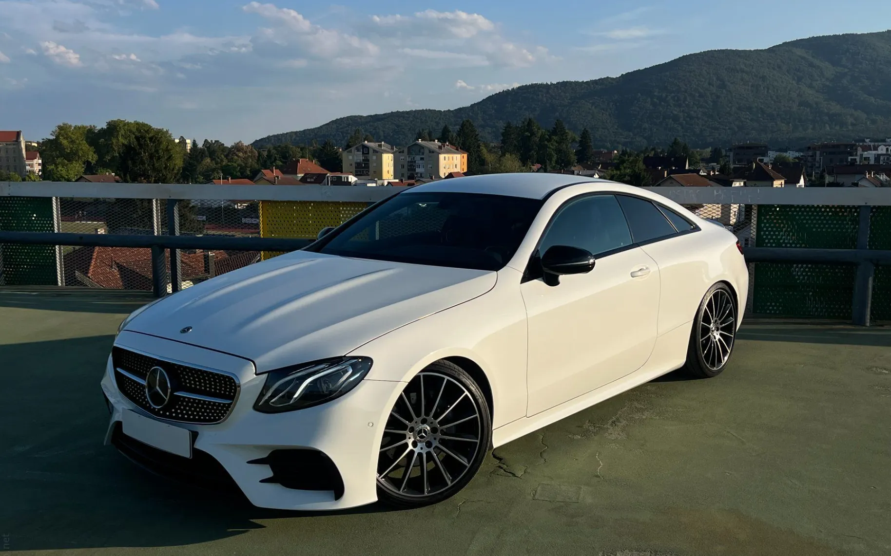 Zunanja slika - Mercedes-Benz E-Razred - E Coupe 300d AMG Line CRYSTAL.ACC.VZR.KAM - 2