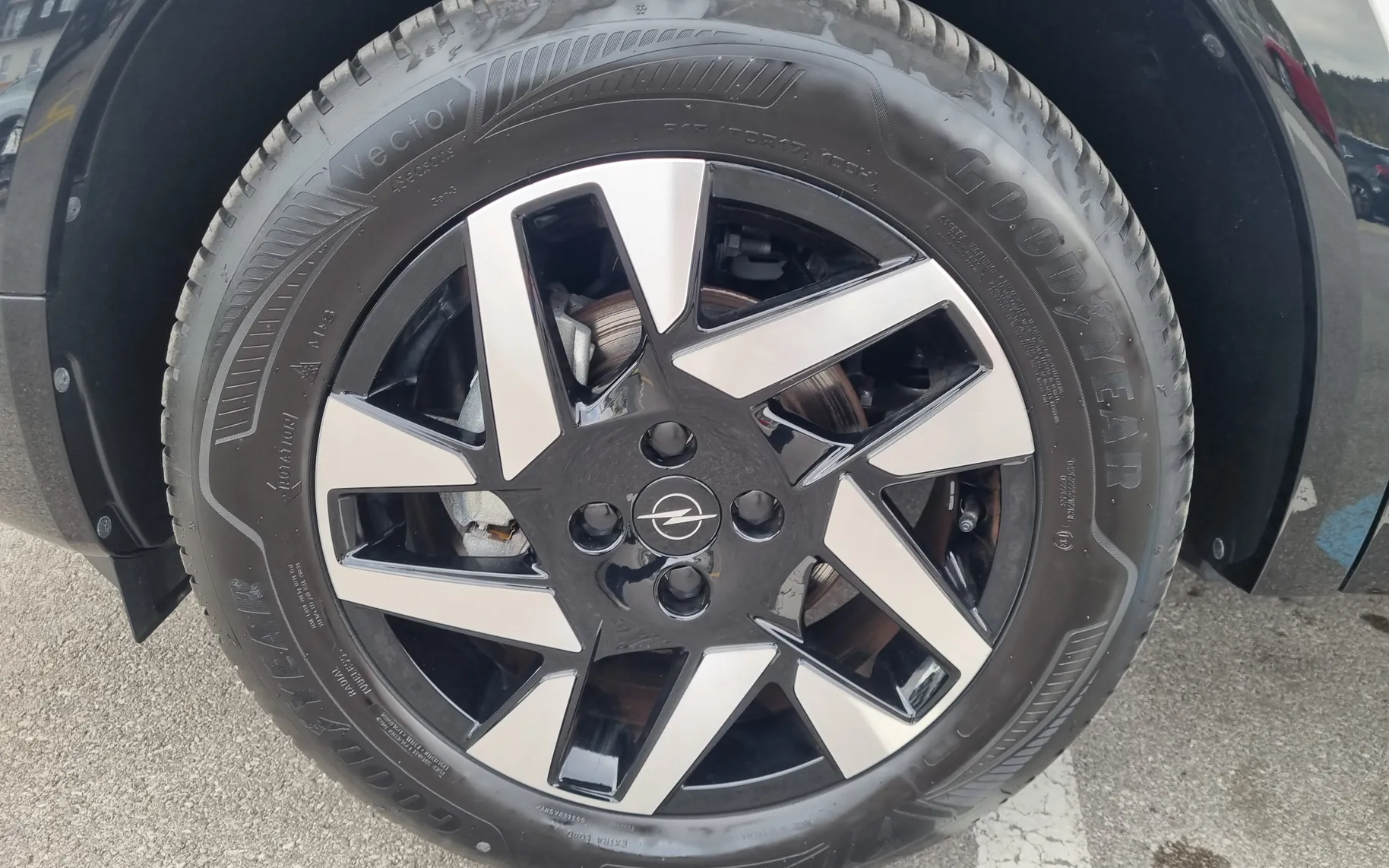 Zunanja slika - Opel Mokka - 1.2 Turbo MHEV GS - KOT NOV - SAMO 2.153km - 21