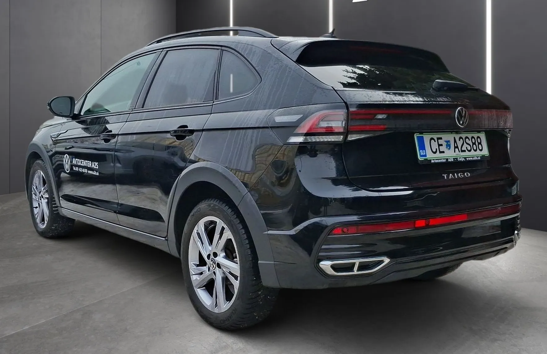 Zunanja slika - VW Taigo - 1.0 TSI avt. R-Line 115 KM - 4