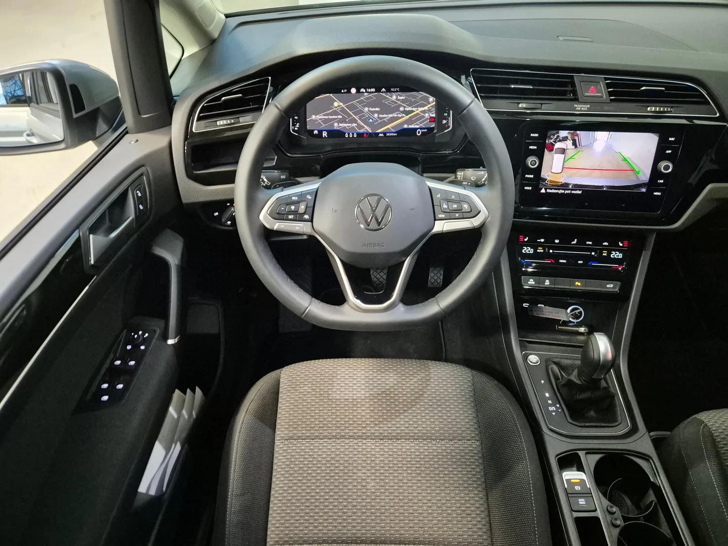 Zunanja slika - Volkswagen Touran - R-Line Edition 1.5 TSI DSG - 7