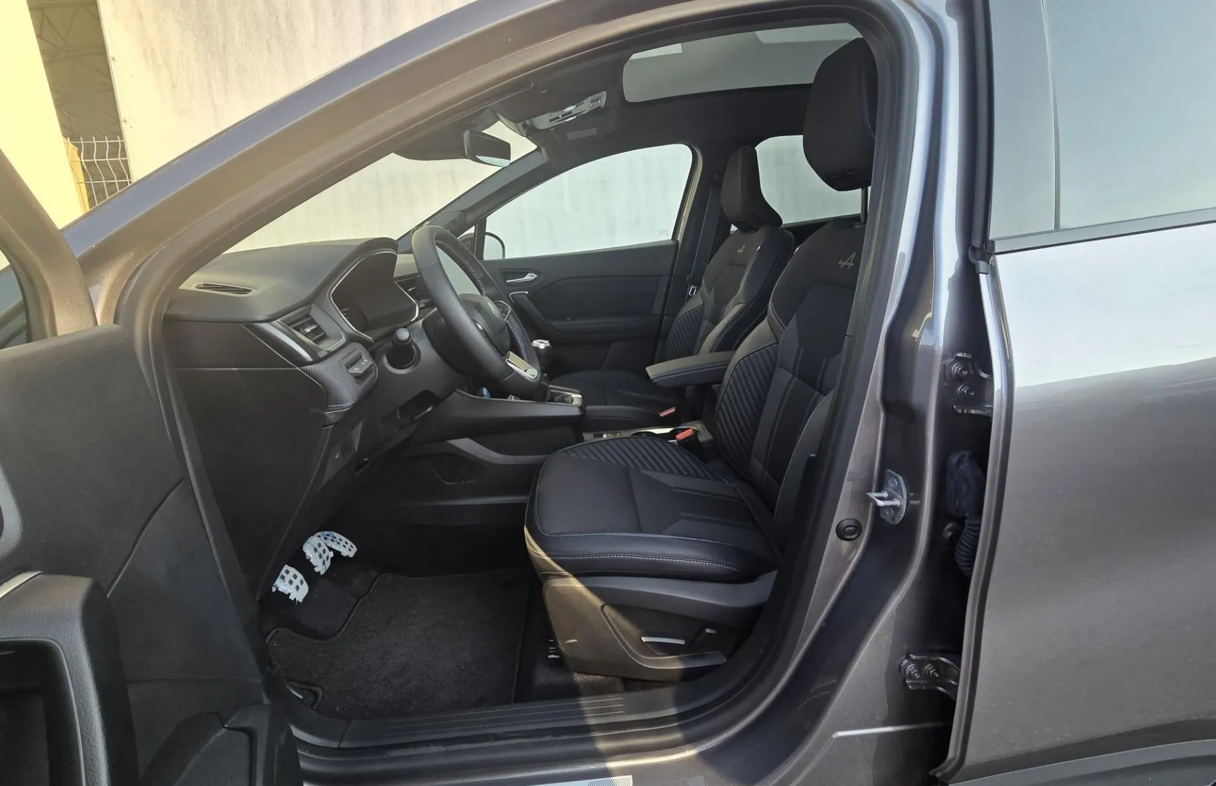 Zunanja slika - Renault Symbioz - Esprit Alpine TCe140 +Varnost+Parkiranje+Panorama - 10