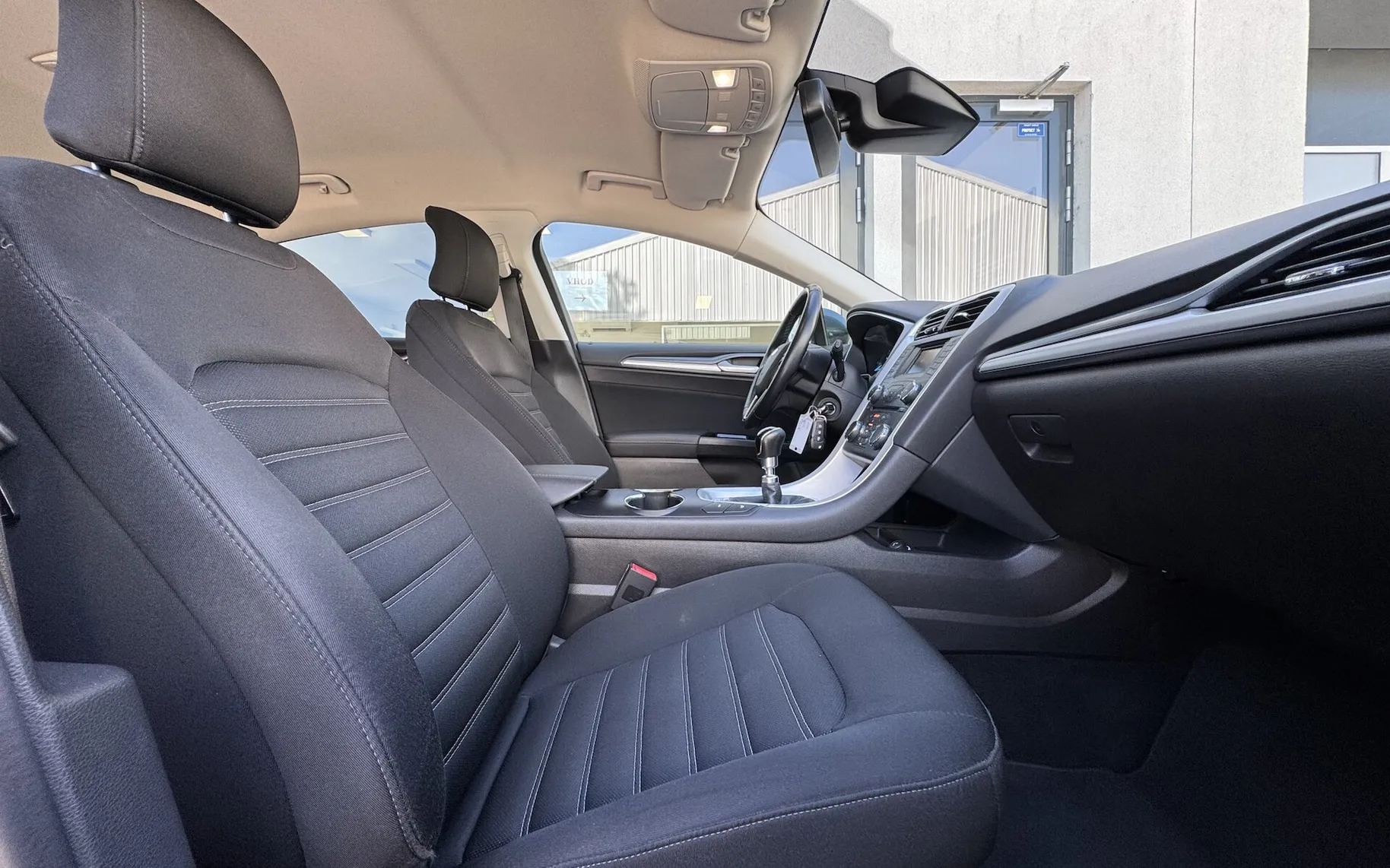 Zunanja slika - Ford Mondeo - 1.5 EcoBoost TREND 1.LASTNIK SLO NAKUP NA OBROKE - 12