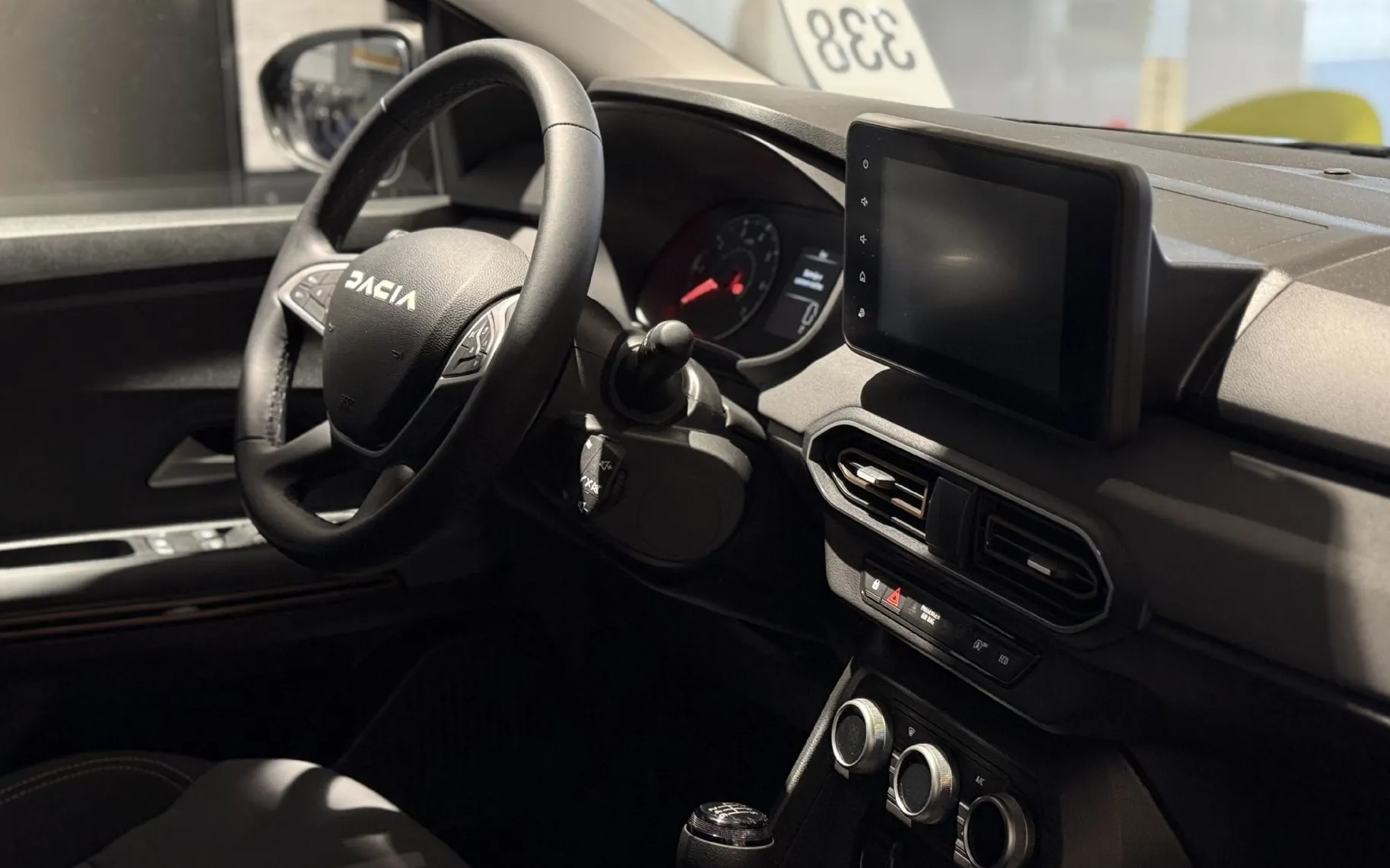 Zunanja slika - Dacia Jogger - 1.0 TCe 110 Extreme + zimske gume - 8