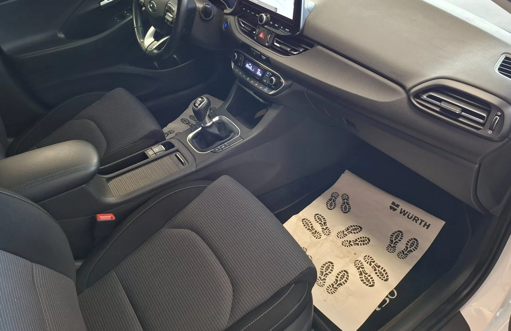 Zunanja slika - Hyundai i30 - 1.6 CRDi  116 Style-LED-NAVI-KEMERA-PDC-ODLIČEN- - 9