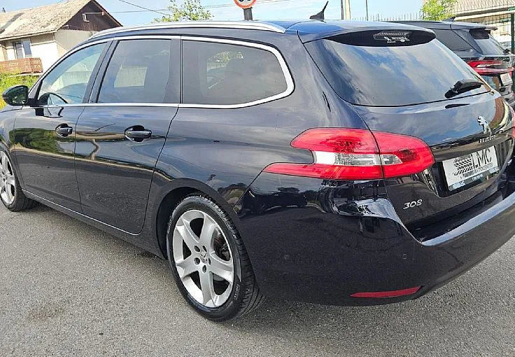 Zunanja slika - Peugeot 308 - SW 1.2i °AUT° 131ks °2.LASTNIK° °PANORAMA° LED° - 6